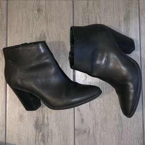 DV by Dolce Vita Booties